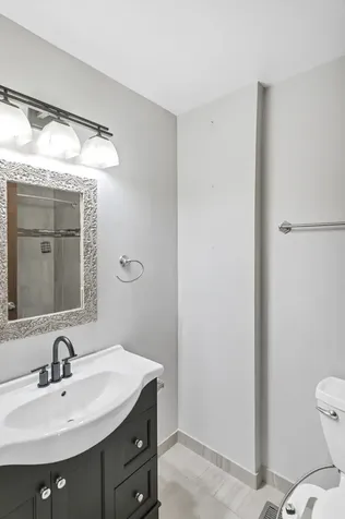 379 Ascot Lane Streamwood IL 60107