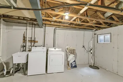 379 Ascot Lane Streamwood IL 60107