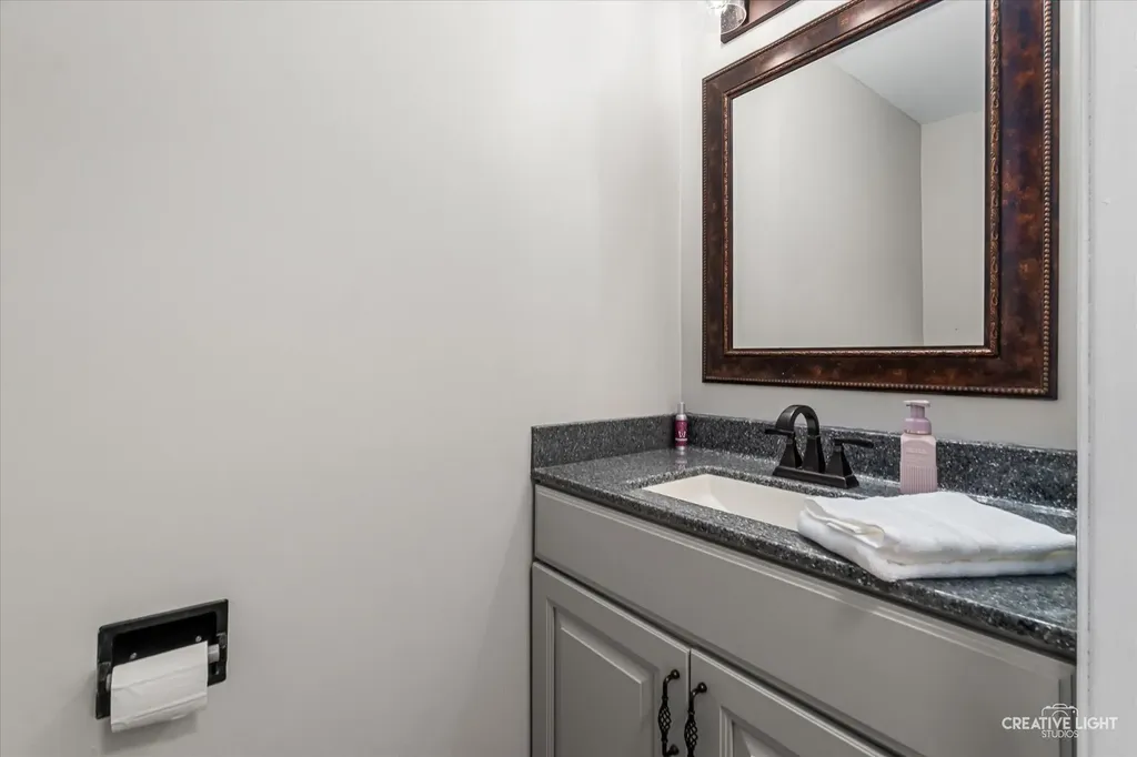 1849 Garfield Avenue Aurora IL 60506
