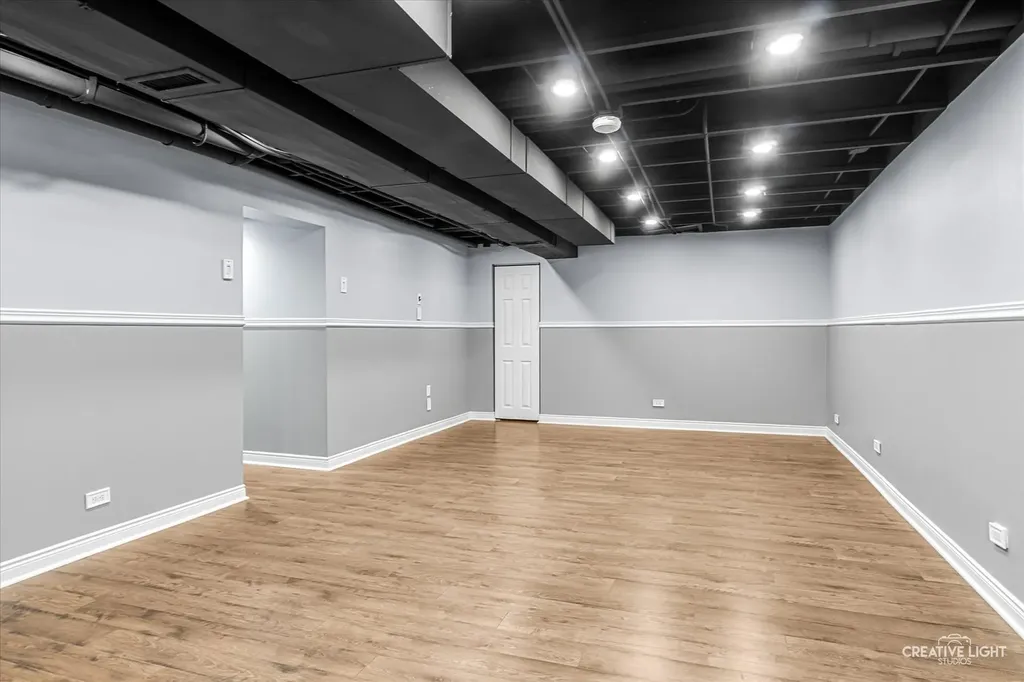1849 Garfield Avenue Aurora IL 60506