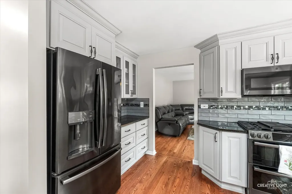1849 Garfield Avenue Aurora IL 60506