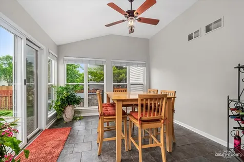 1849 Garfield Avenue Aurora IL 60506