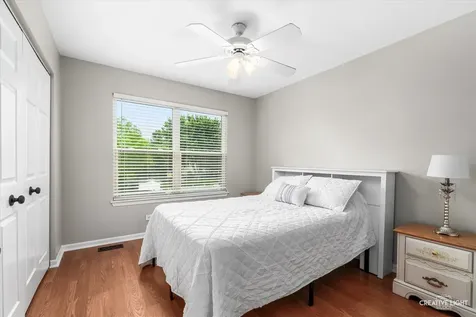 1849 Garfield Avenue Aurora IL 60506
