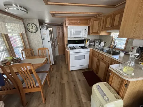 13-135 Woodhaven Lakes Sublette IL 61367