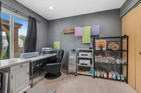 2099 Kathleen Circle Montgomery IL 60538