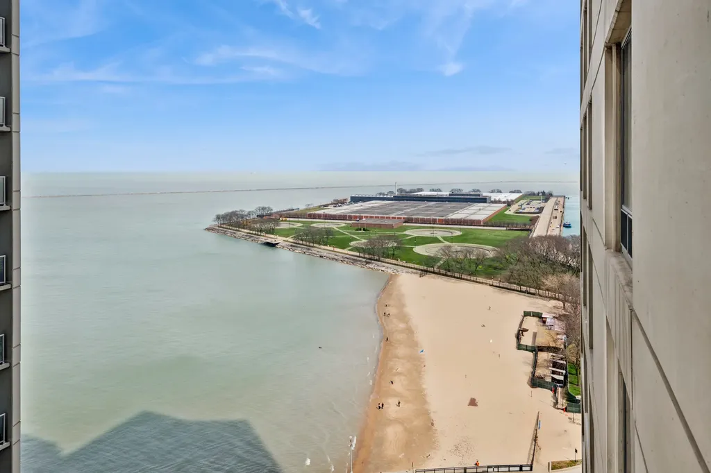 600 North Lake Shore Drive Chicago IL 60611