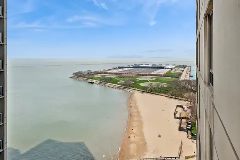 600 North Lake Shore Drive Chicago IL 60611
