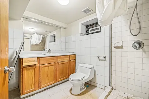 4440 North La Crosse Avenue Chicago IL 60630