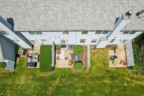 2726 Kendall Crossing Mchenry IL 60051