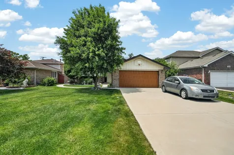 7432 Beloit Avenue Bridgeview IL 60455