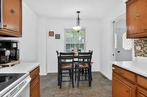 2S742 Avenue Orleans Oak Brook IL 60523