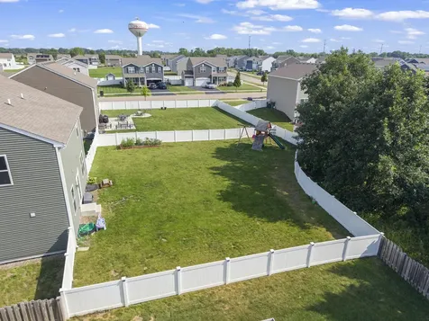 3182 Justice Drive Yorkville IL 60560
