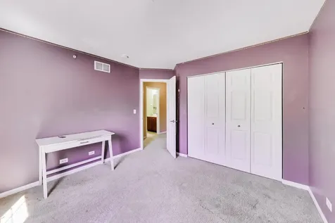 932 Tuscany Drive Streamwood IL 60107