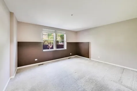 932 Tuscany Drive Streamwood IL 60107