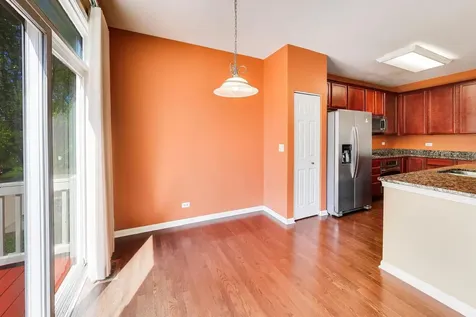 932 Tuscany Drive Streamwood IL 60107