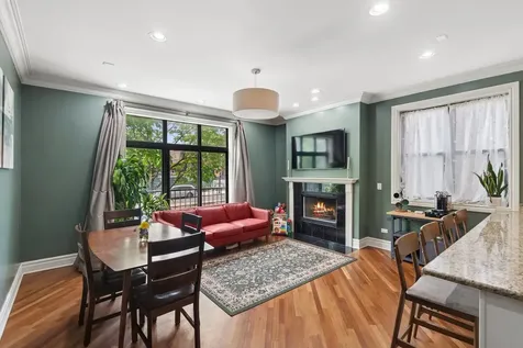 3641 North Ashland Avenue Chicago IL 60613