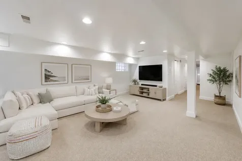 3104 North Southport Avenue Chicago IL 60657