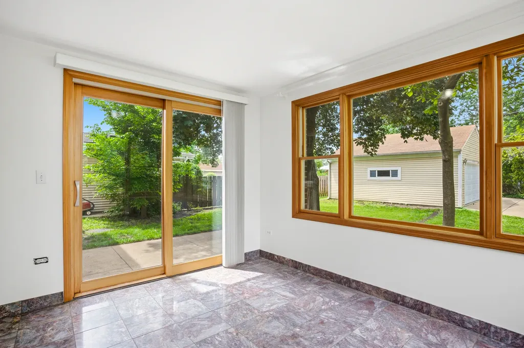 1236 South Brophy Avenue Park Ridge IL 60068