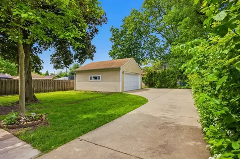 1236 South Brophy Avenue Park Ridge IL 60068