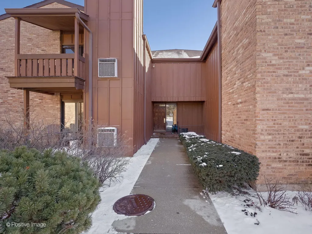 1S055 Spring Road Oakbrook Terrace IL 60181