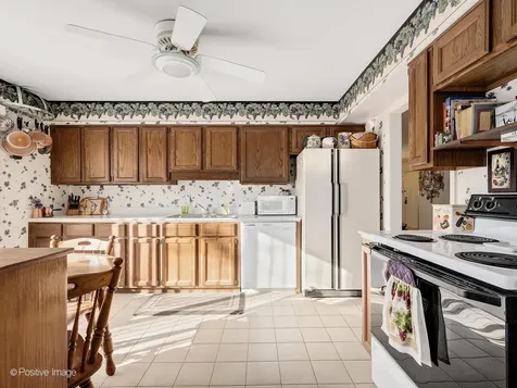 1S055 Spring Road Oakbrook Terrace IL 60181