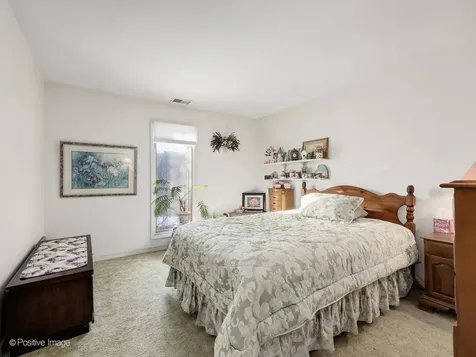 1S055 Spring Road Oakbrook Terrace IL 60181