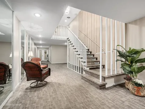 1S055 Spring Road Oakbrook Terrace IL 60181
