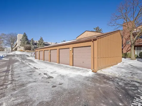 1S055 Spring Road Oakbrook Terrace IL 60181