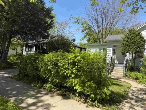 1728 Brown Avenue Evanston IL 60201