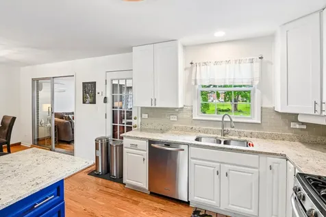 5733 Rose Court Berkeley IL 60163