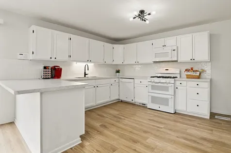 2855 Glenwood Lansing Road Lynwood IL 60411
