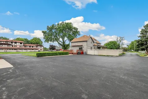 2855 Glenwood Lansing Road Lynwood IL 60411