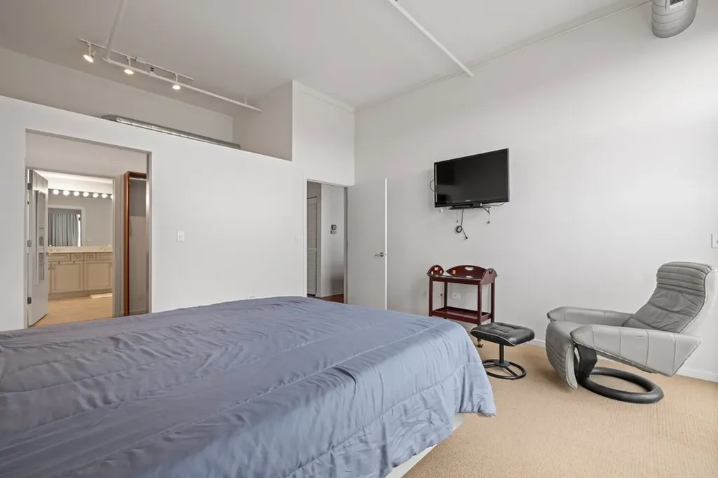 1525 South Sangamon Street Chicago IL 60608