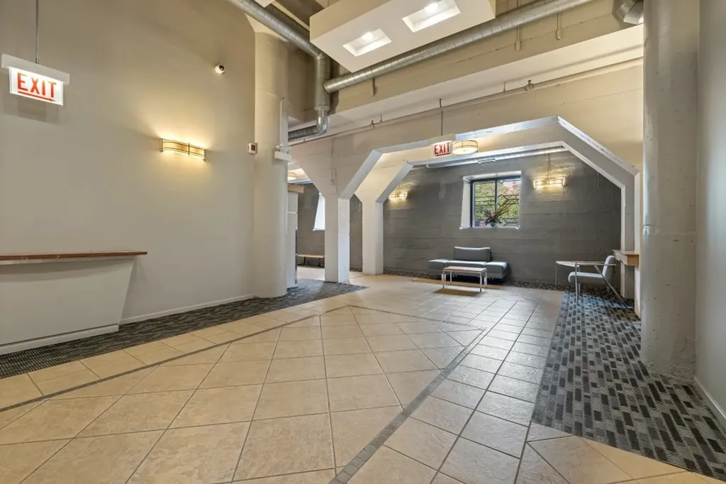 1525 South Sangamon Street Chicago IL 60608