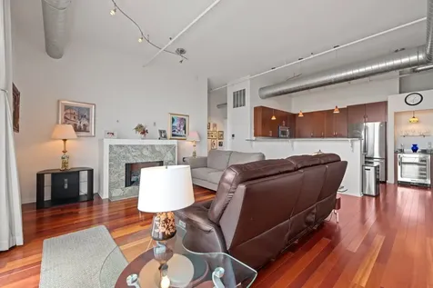 1525 South Sangamon Street Chicago IL 60608