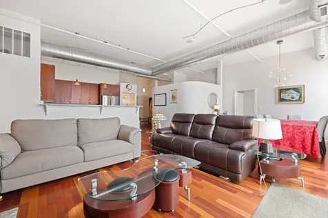 1525 South Sangamon Street Chicago IL 60608