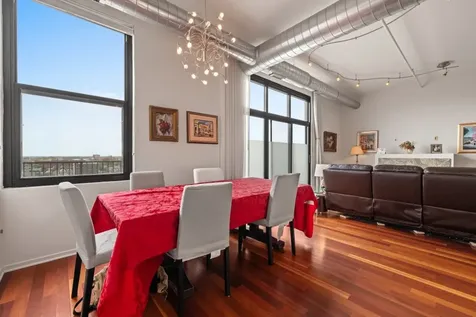 1525 South Sangamon Street Chicago IL 60608