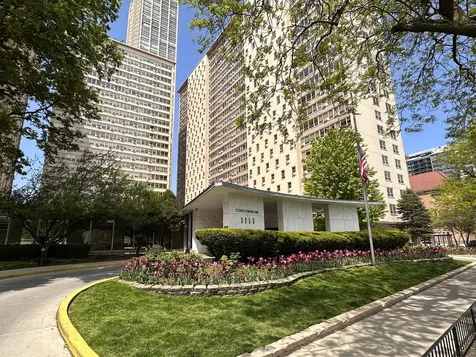 3950 North Lake Shore Drive Chicago IL 60613
