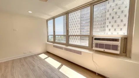 3950 North Lake Shore Drive Chicago IL 60613