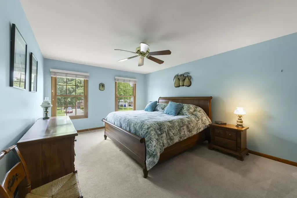 2012 Cromwell Drive Wheaton IL 60189