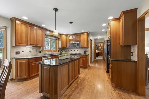 2012 Cromwell Drive Wheaton IL 60189