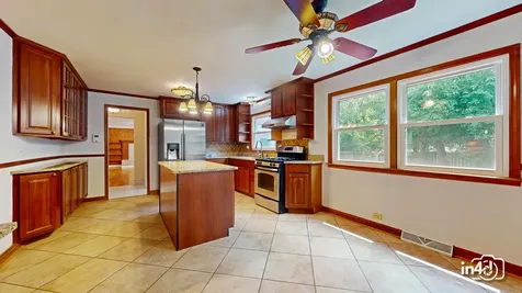 2745 Covert Road Glenview IL 60025