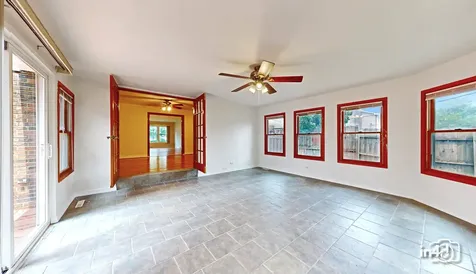 2745 Covert Road Glenview IL 60025
