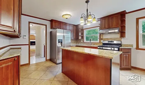 2745 Covert Road Glenview IL 60025