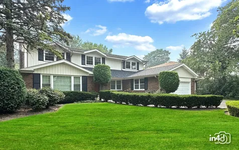 2745 Covert Road Glenview IL 60025