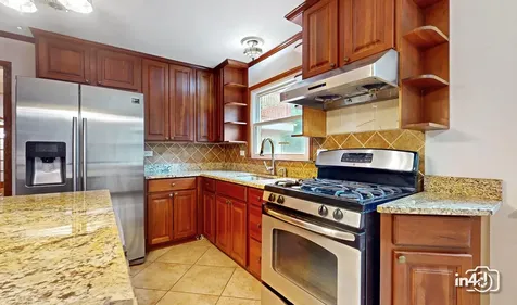 2745 Covert Road Glenview IL 60025