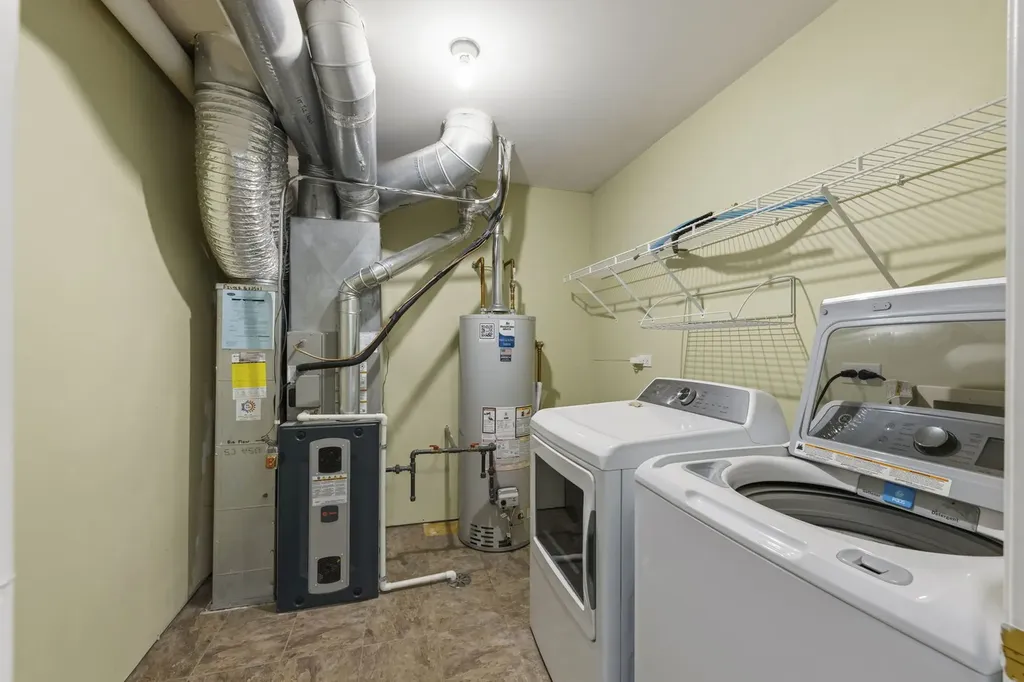 2255 Hudson Circle Aurora IL 60502