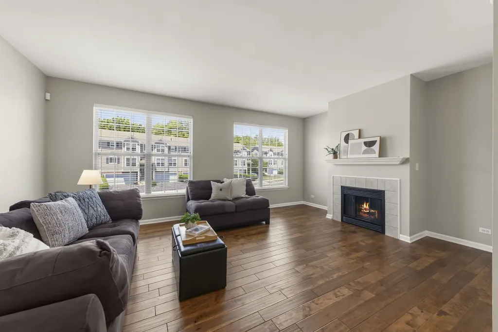 2255 Hudson Circle Aurora IL 60502