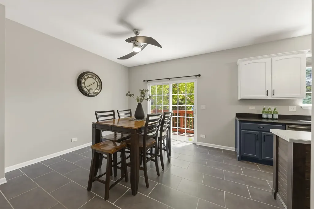 2255 Hudson Circle Aurora IL 60502