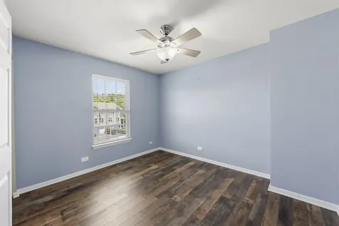 2255 Hudson Circle Aurora IL 60502